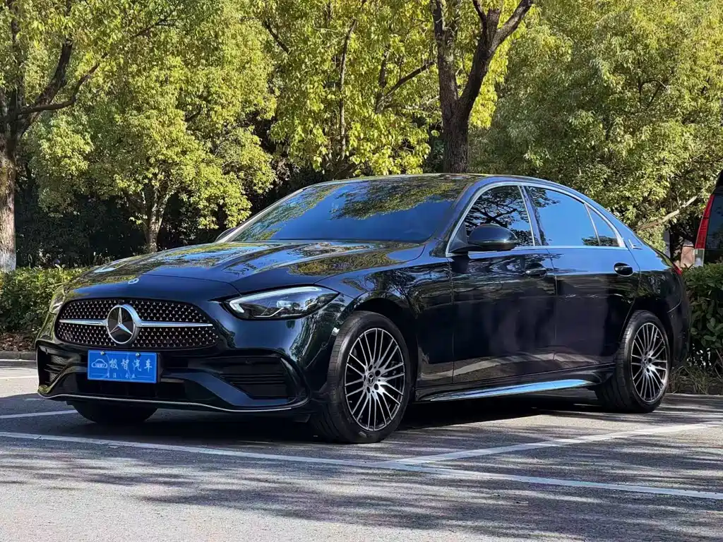 Mercedes-Benz C-Class 2022