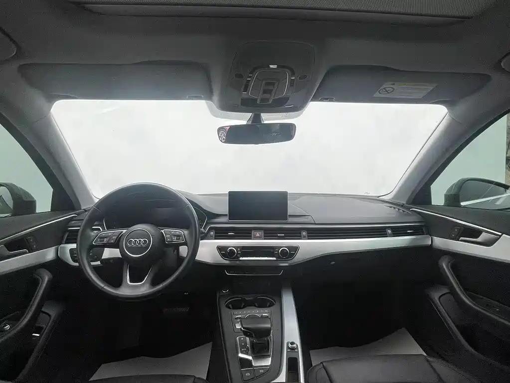 Audi A4L 2019