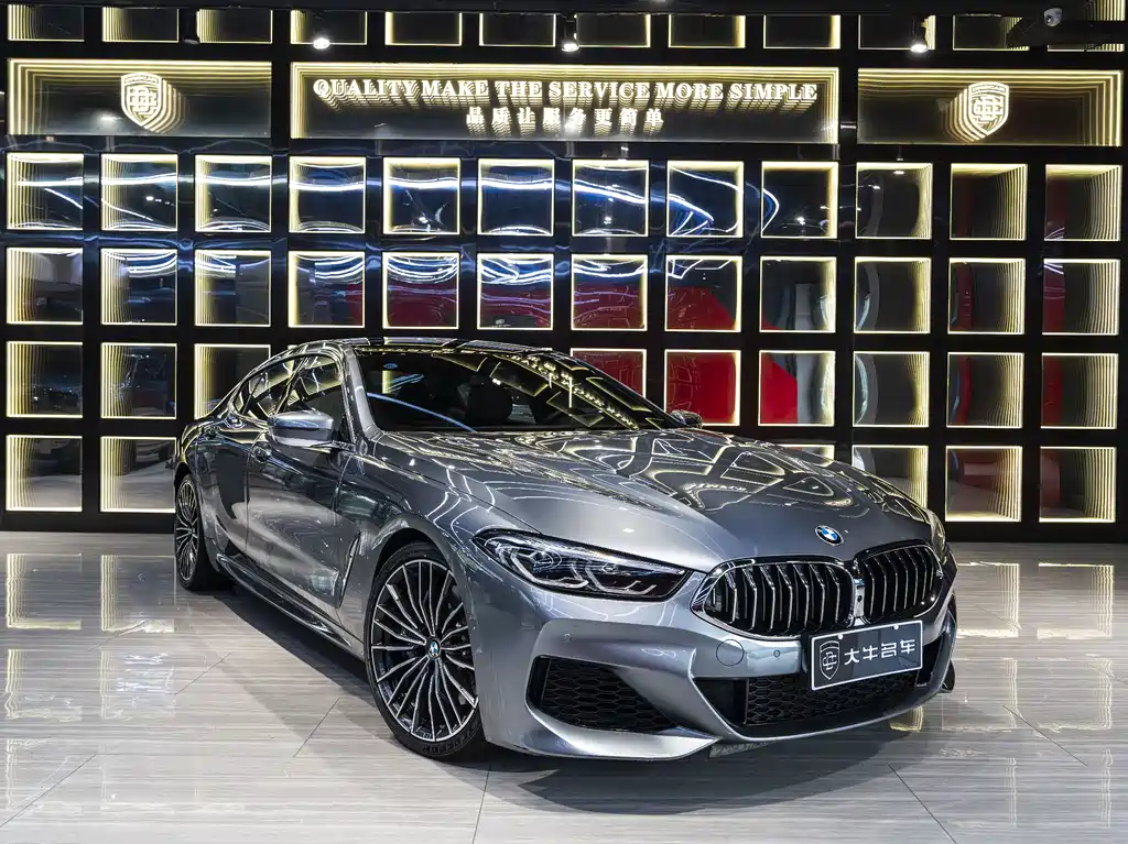 BMW 8 Series 2023 — фото 3
