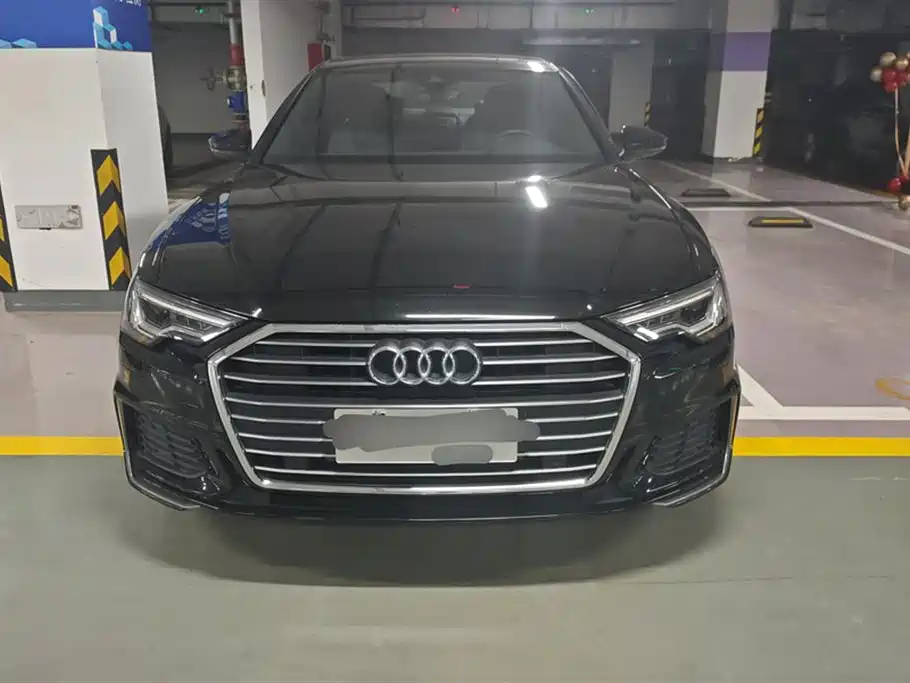 Audi A6L 2022