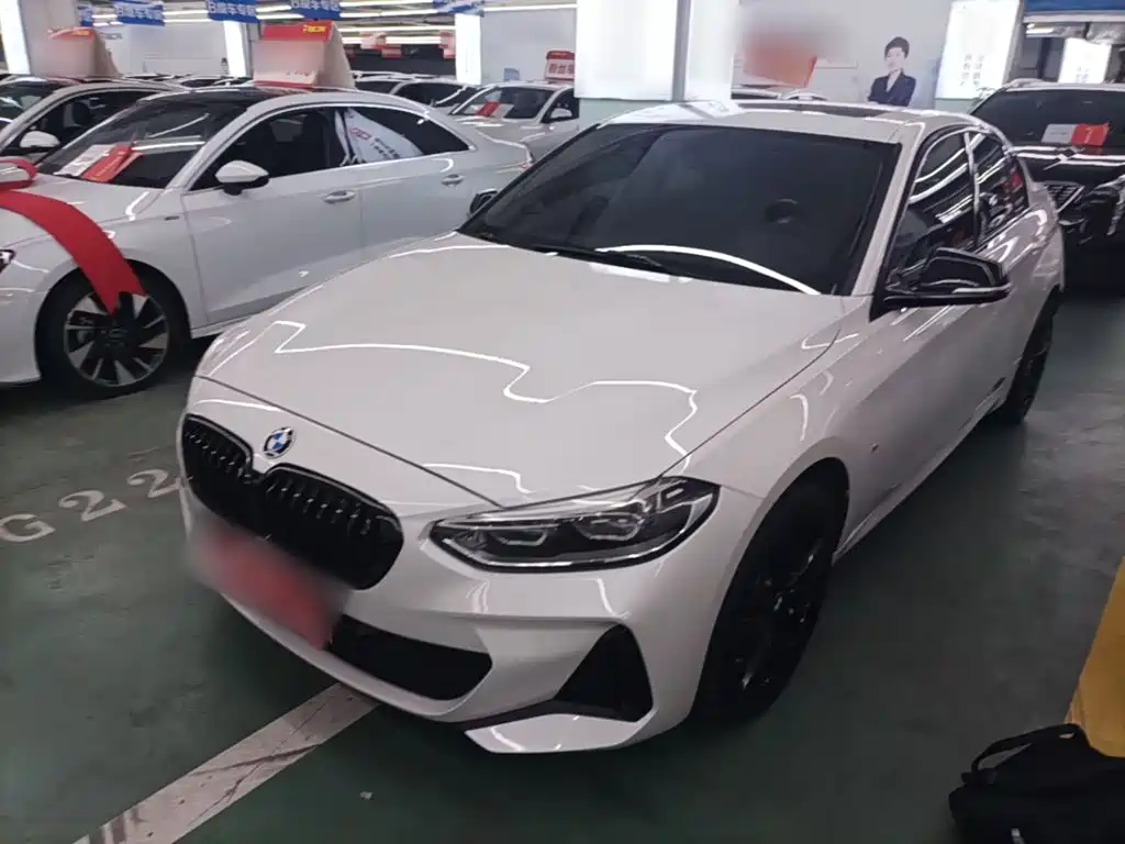 BMW 1 Series 2021