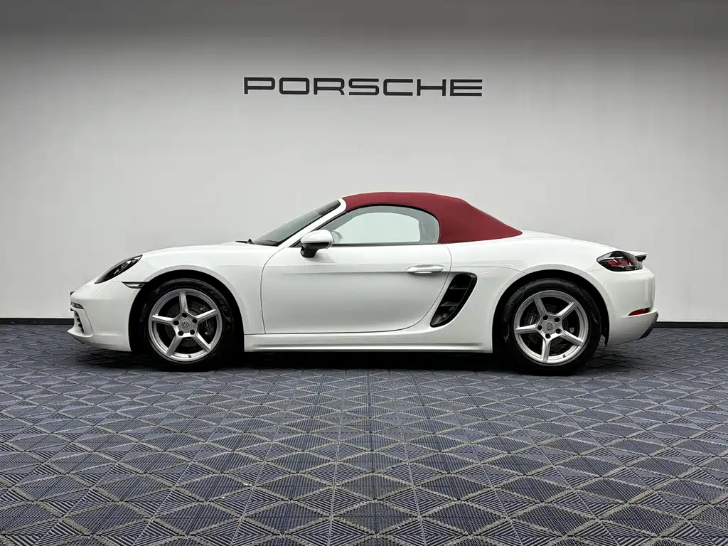 Porsche 718 2024 — фото 3