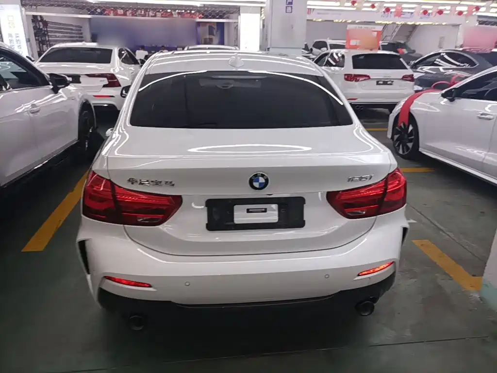 BMW 1 Series 2021