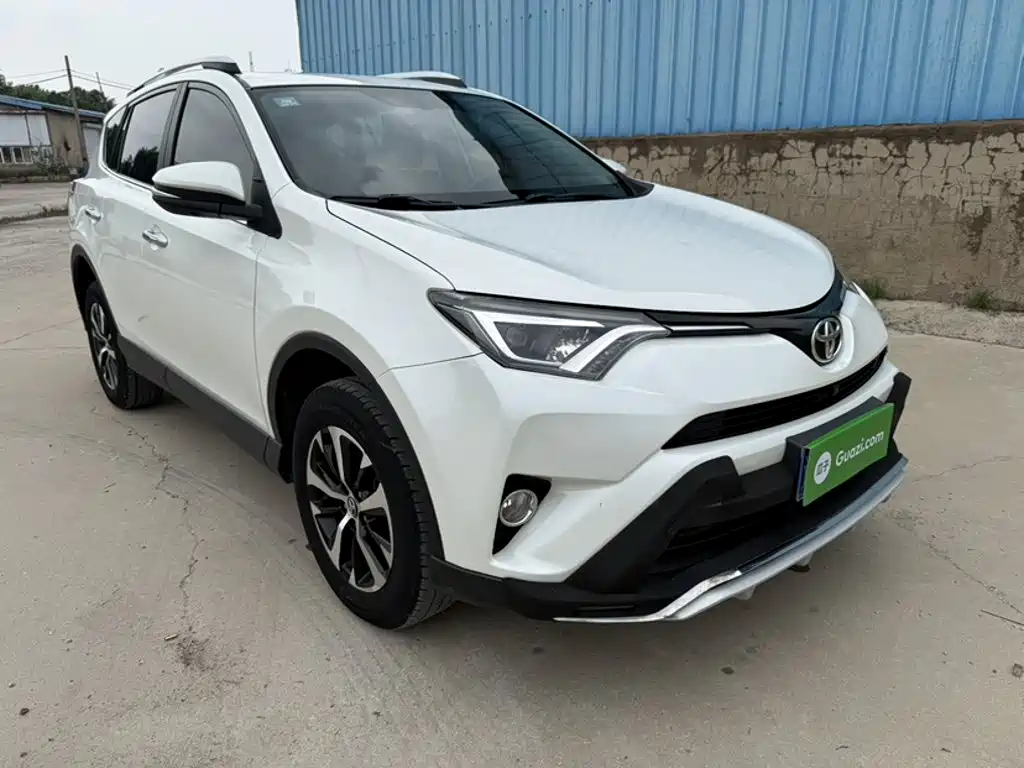 Toyota RAV4 2017