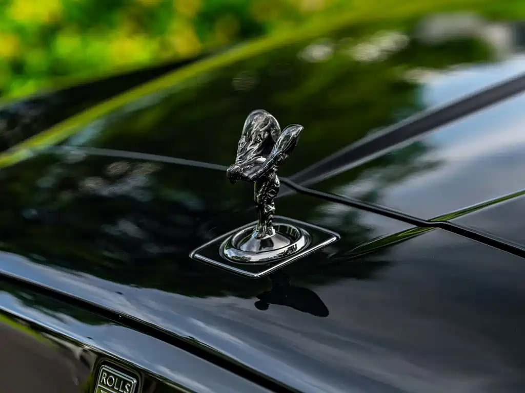 Rolls-Royce Cullinan 2020 — фото 16