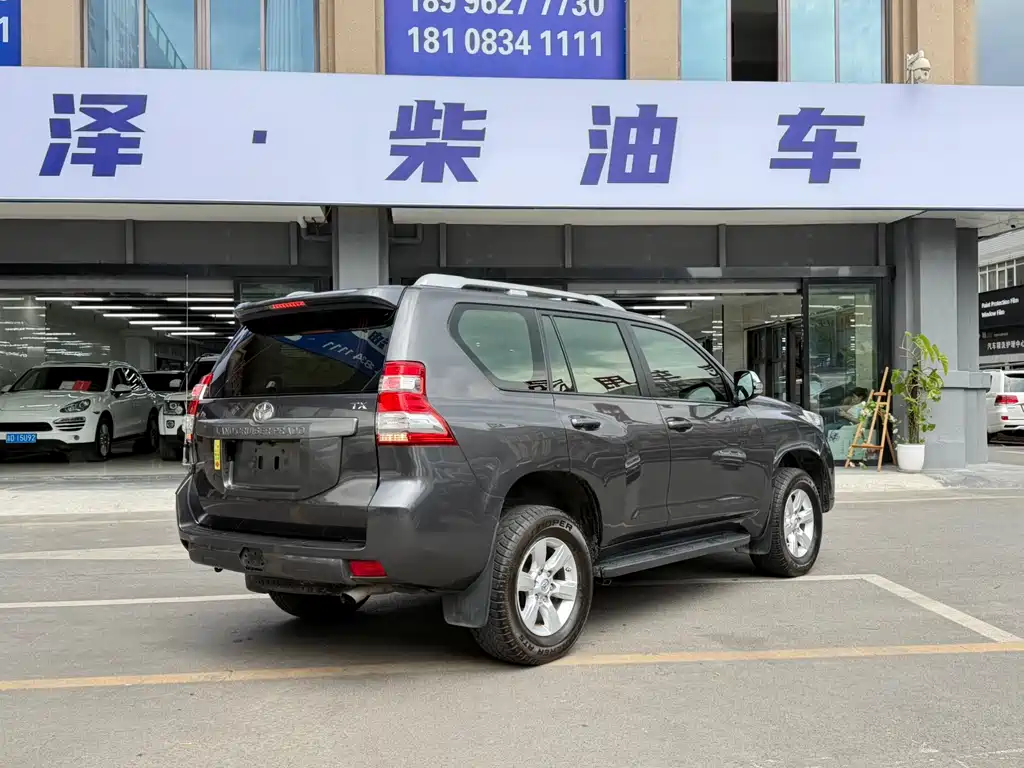 Toyota Prado 2016 — фото 12