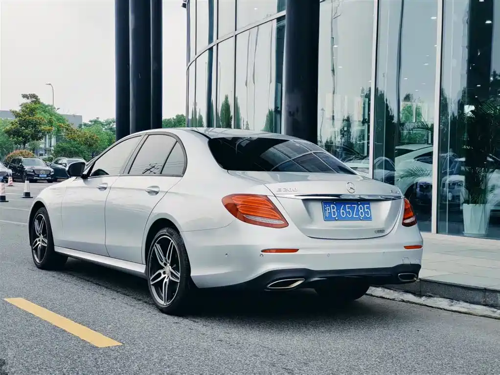Mercedes-Benz E-Class 2018