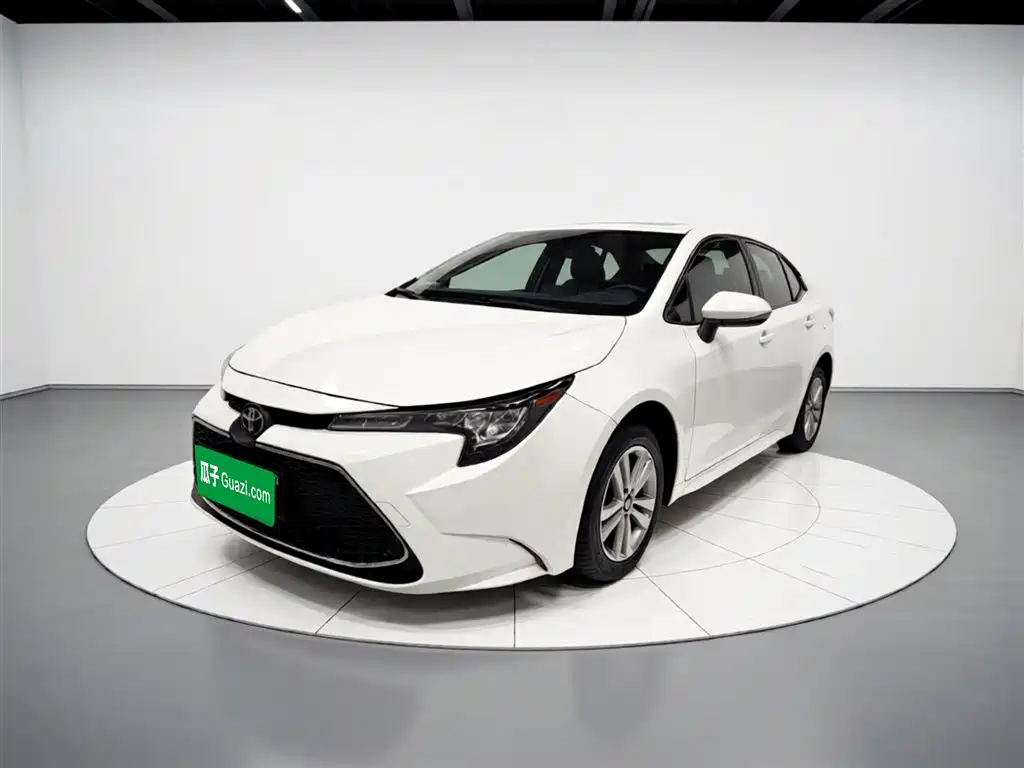 Toyota Levin 2022 — фото 1