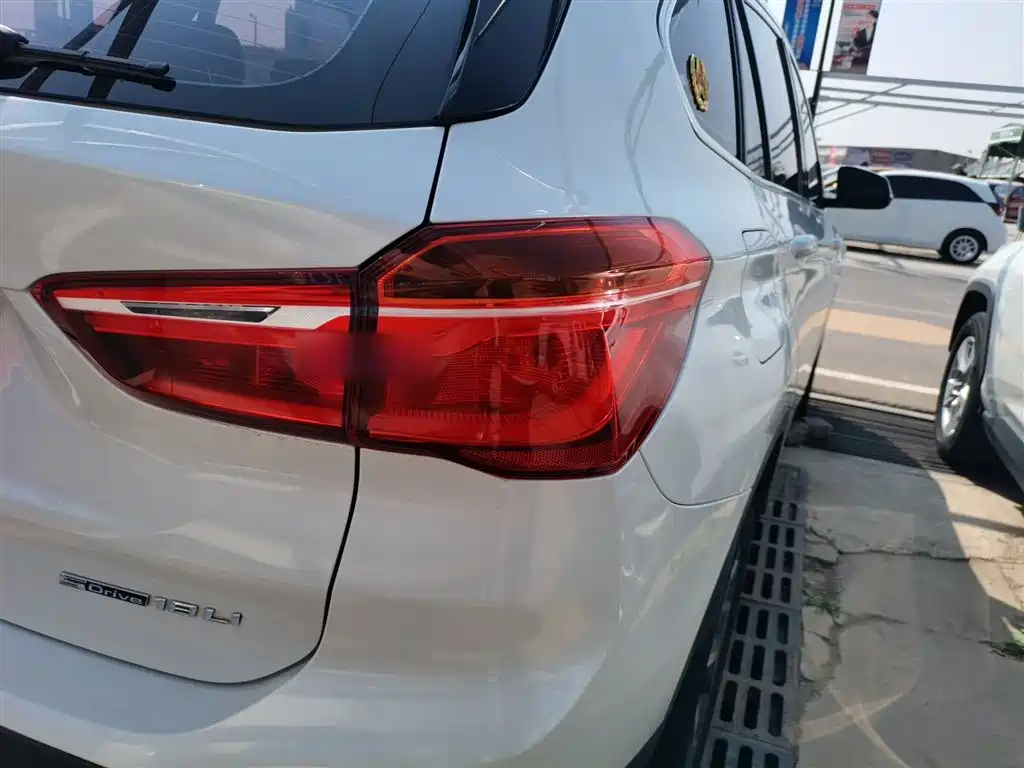 BMW X1 2018 — фото 8