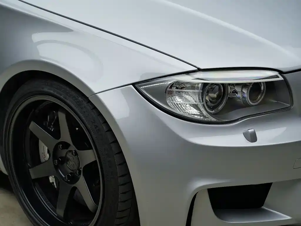 BMW 1 Series M 2012 — фото 3