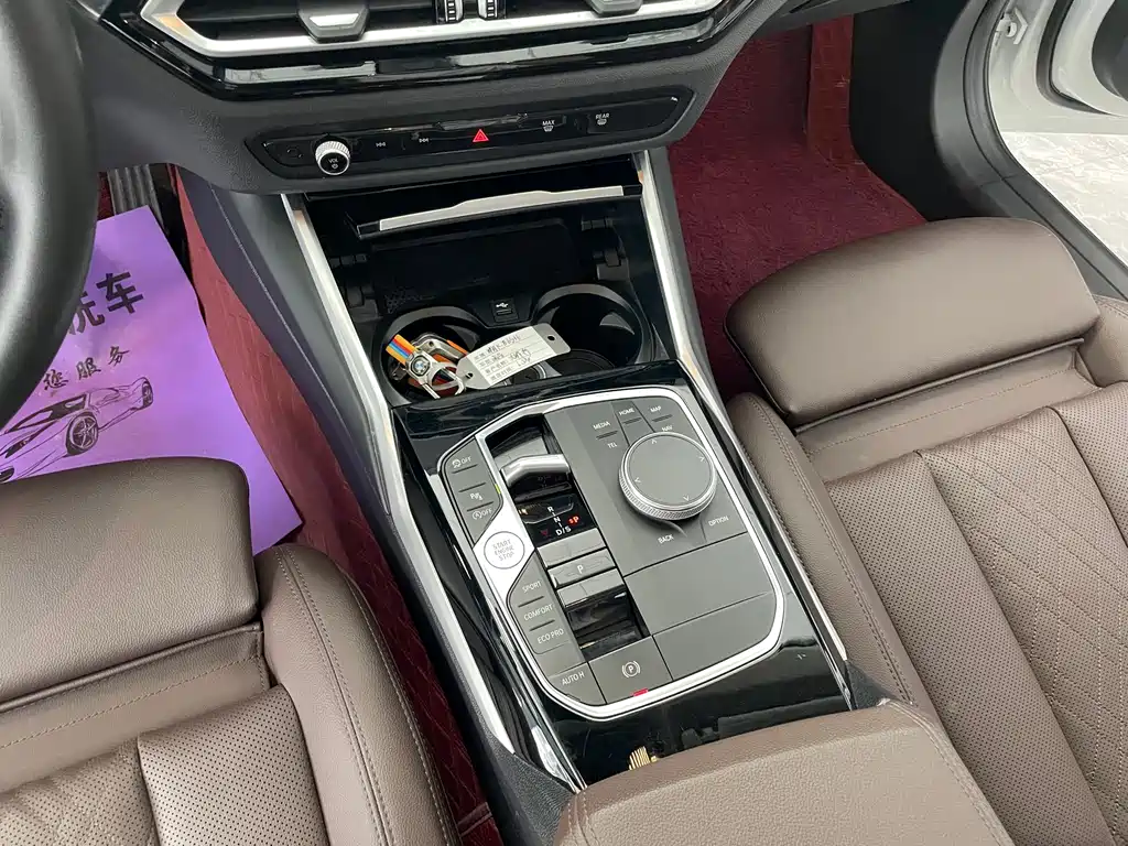 BMW 3 Series 2023 — фото 11