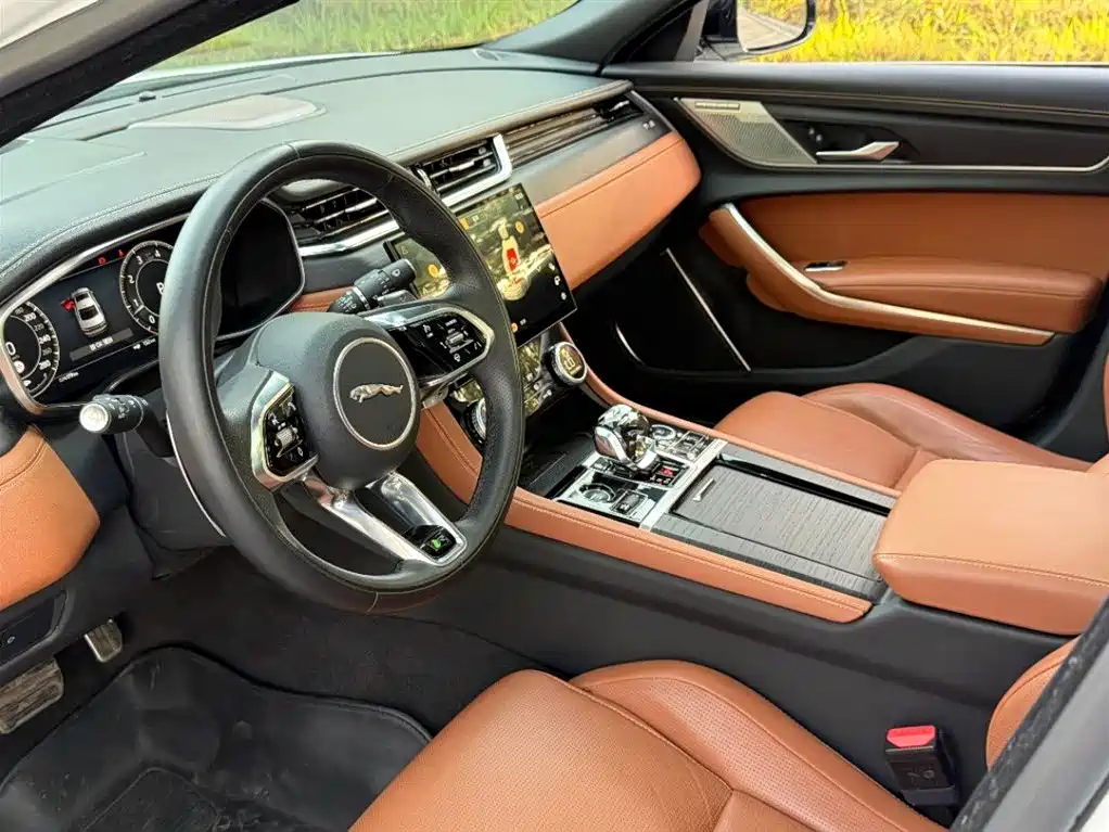 Jaguar XFL 2024