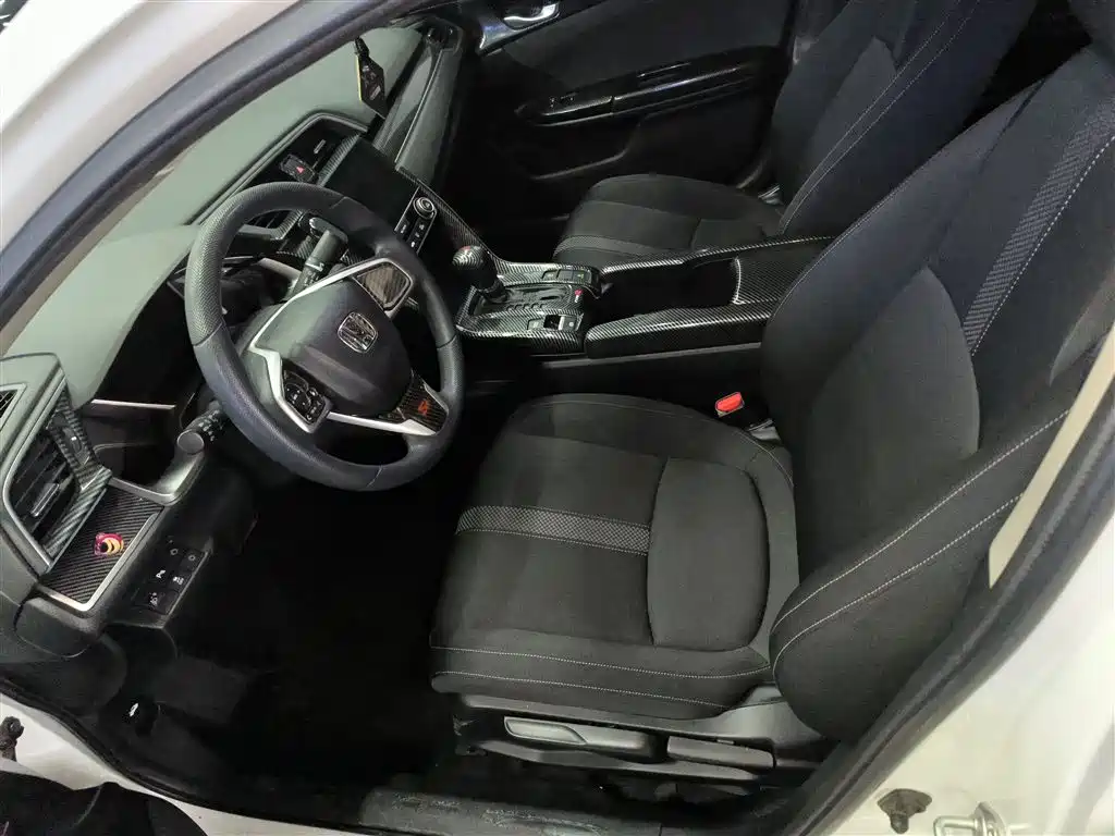 Honda Civic 2021 — фото 11