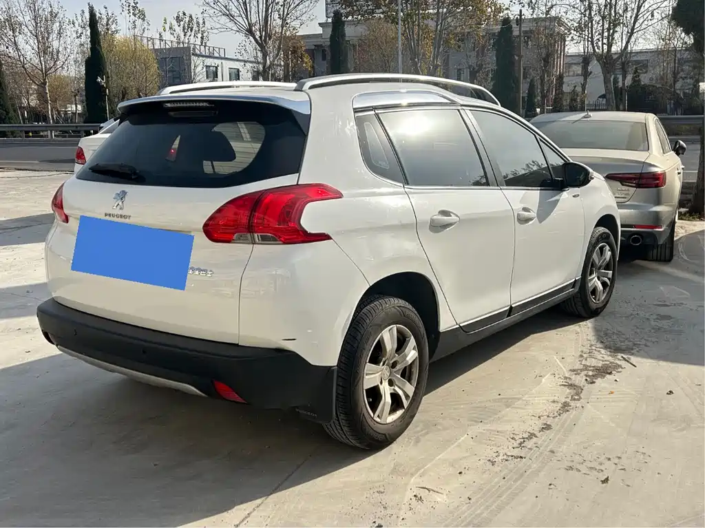 Peugeot 2008 2015