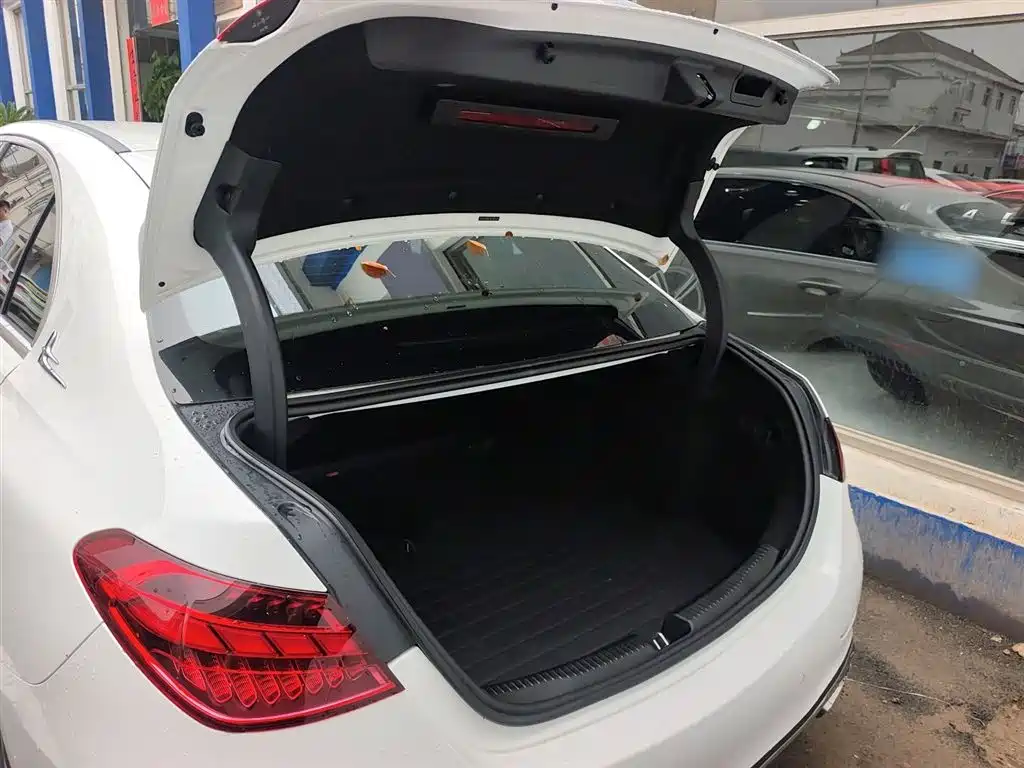 Mercedes-Benz C-Class 2022 — фото 19
