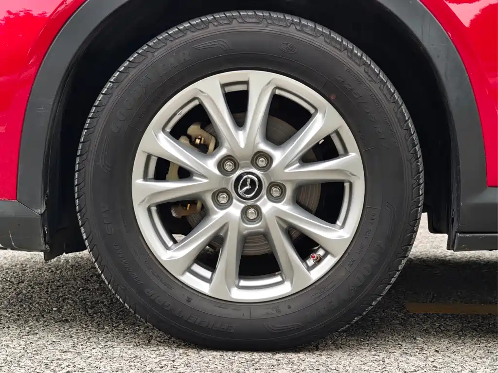 Mazda CX-4 2016 — фото 11