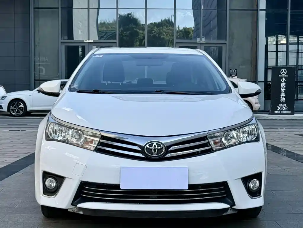 Toyota Corolla 2016 — фото 2