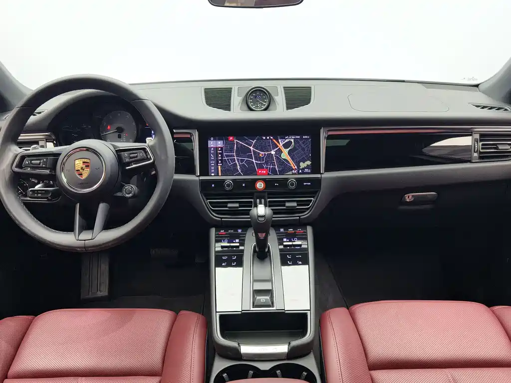 Porsche Macan 2022 — фото 9