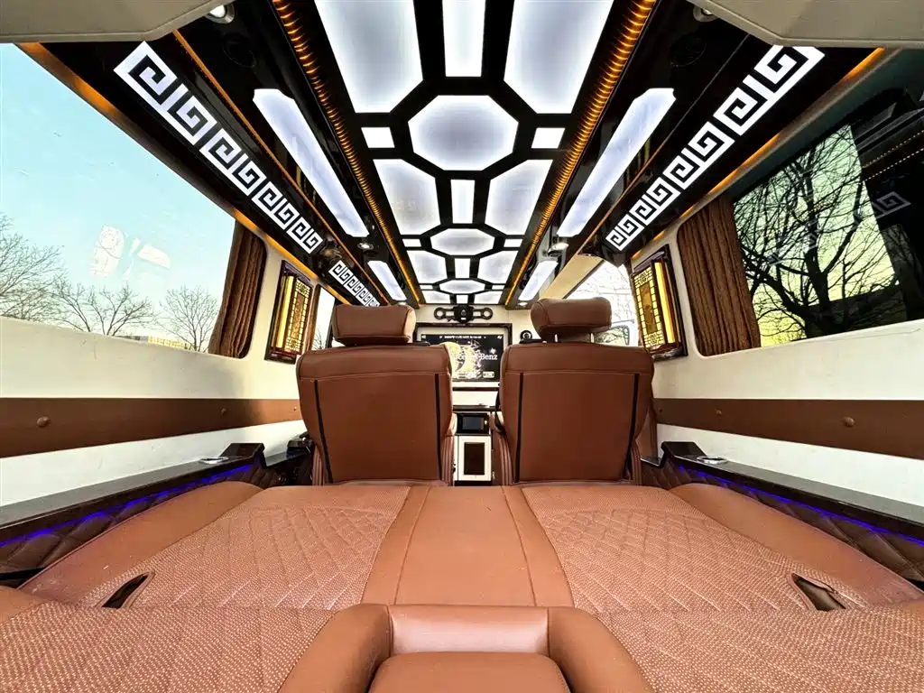 Mercedes-Benz Sprinter 2017 — фото 13