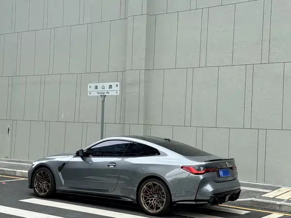 BMW M4 2024