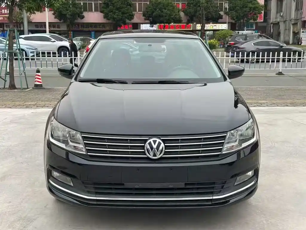 Volkswagen Lavida 2016