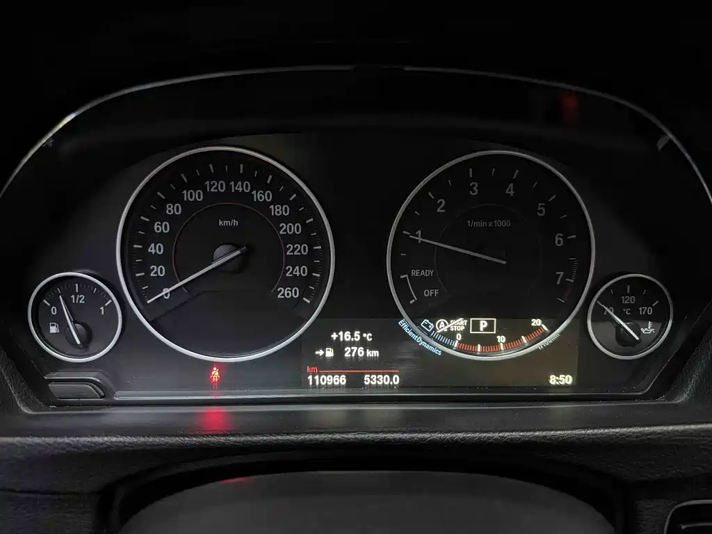 BMW 3 Series 2017 — фото 16