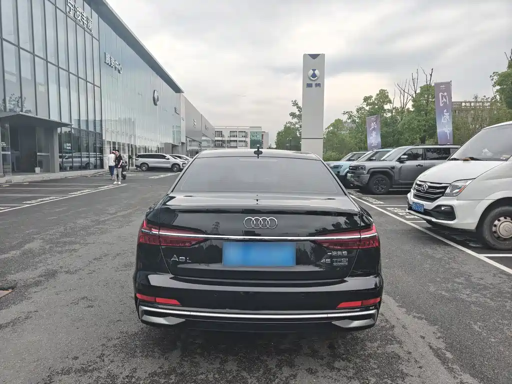 Audi A6L 2024