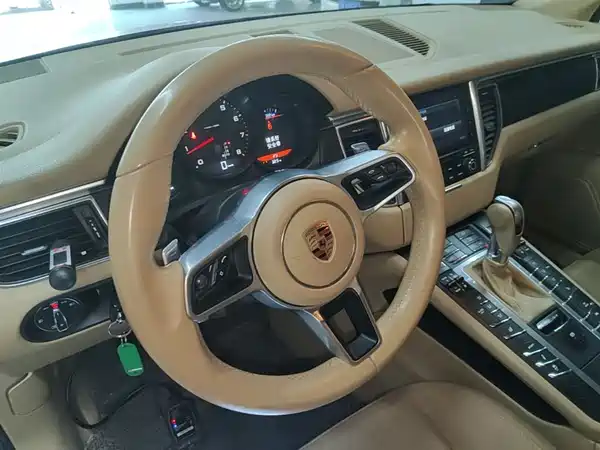 Porsche Macan 2017