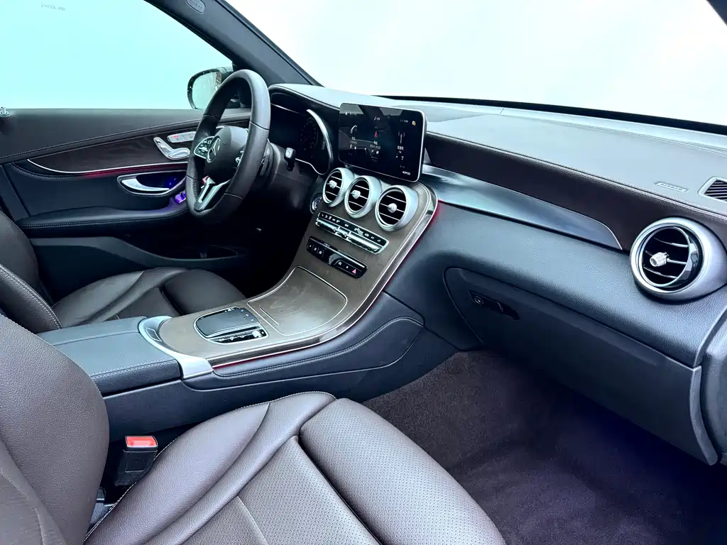 Mercedes-Benz GLC 2020 — фото 14