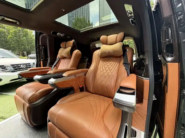 Mercedes-Benz V-Class 2023