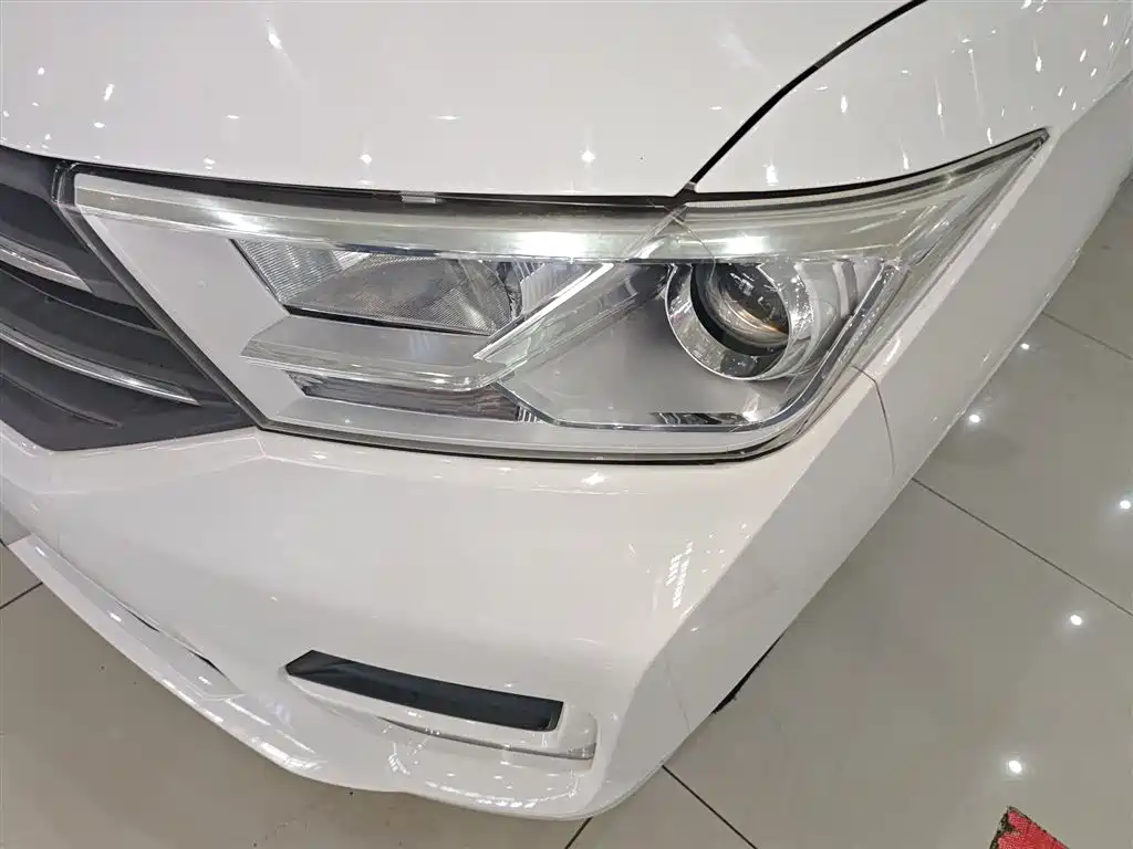Wuling Hongguang 2021 — фото 24
