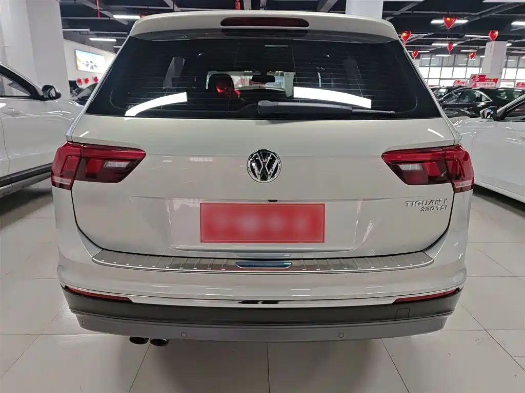 Volkswagen Tiguan L 2017 — фото 6