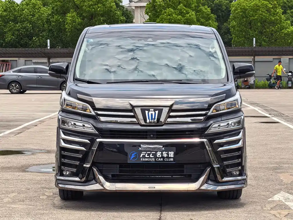 Toyota Vellfire 2020 — фото 2