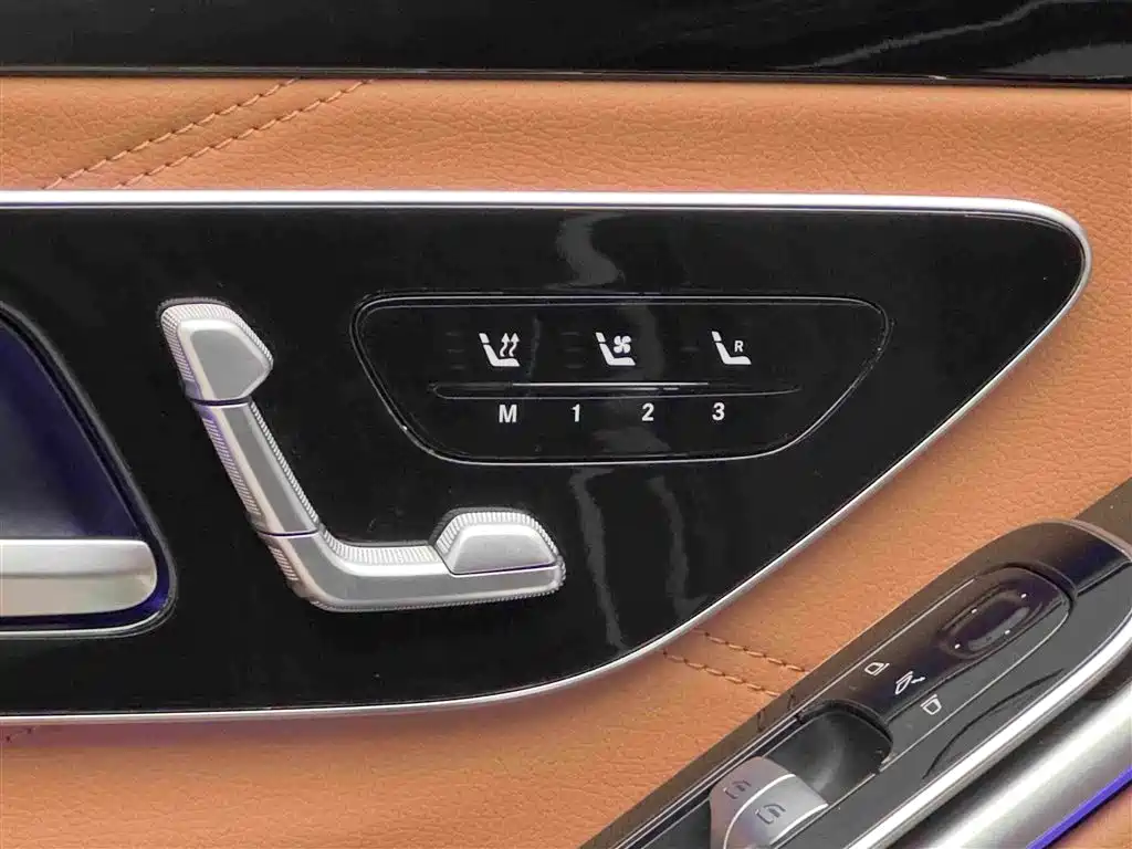 Mercedes-Benz Maybach S-Class 2022 — фото 17