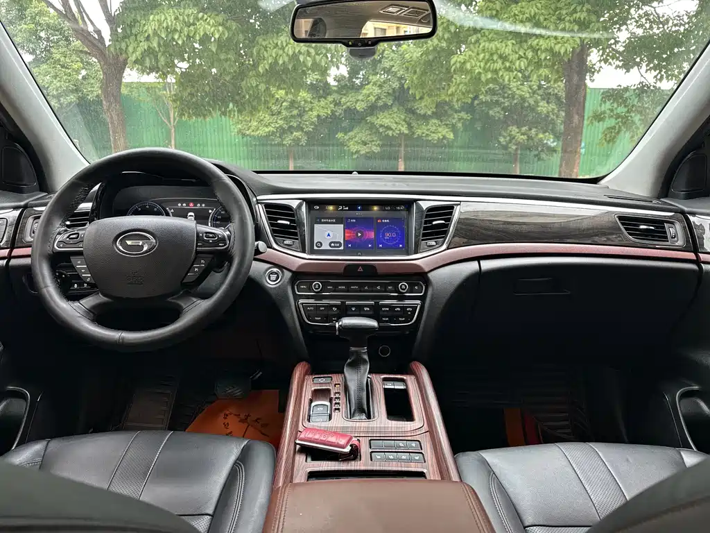 GAC Motor Trumpchi GS8 2018