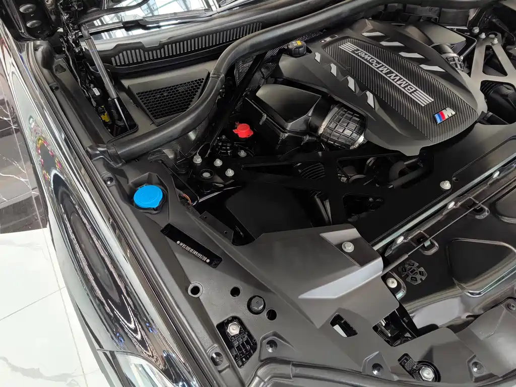 BMW X5 M 2022 — фото 34