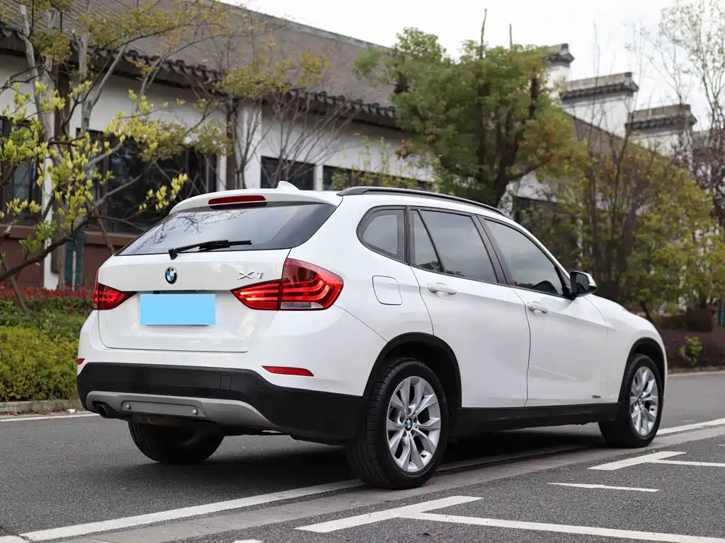 BMW X1 2014 — фото 6