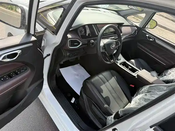 GAC Trumpchi M6 2023