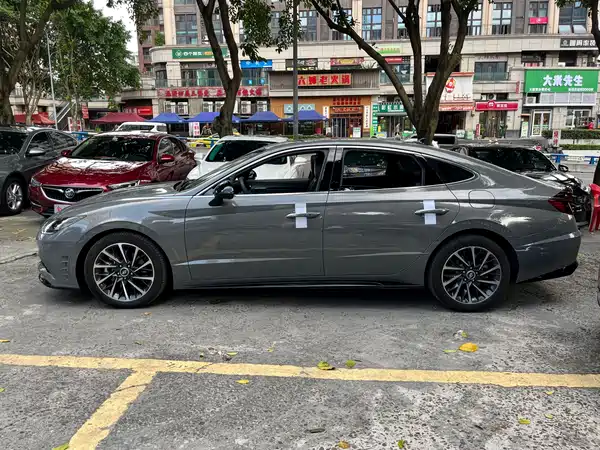 Hyundai Sonata 2021