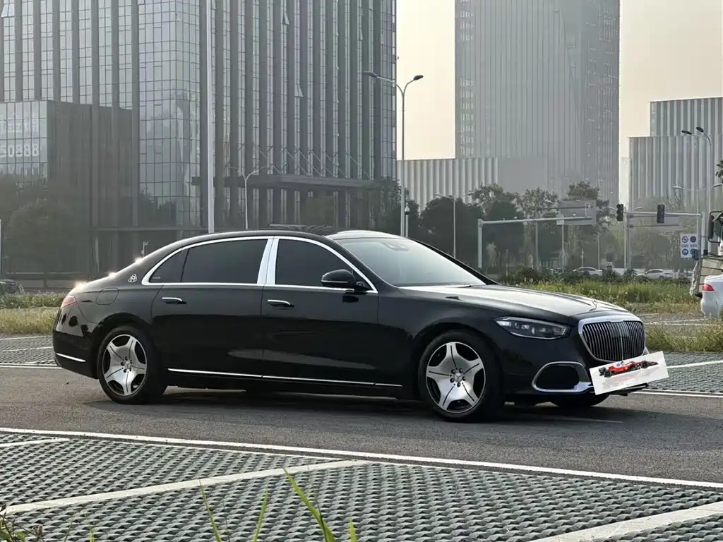 Mercedes-Benz S-Class 2021