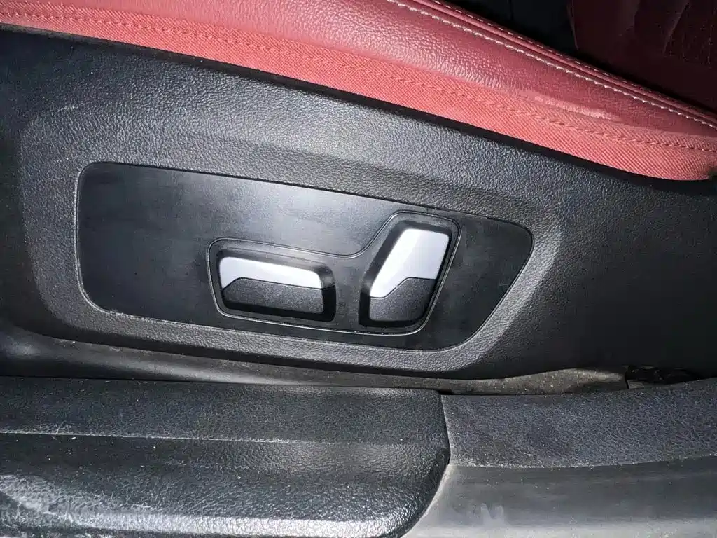 BMW 3 Series 2023 — фото 13