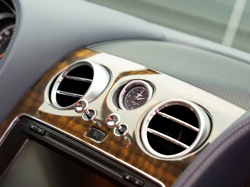 Bentley Continental 2019 — фото 15