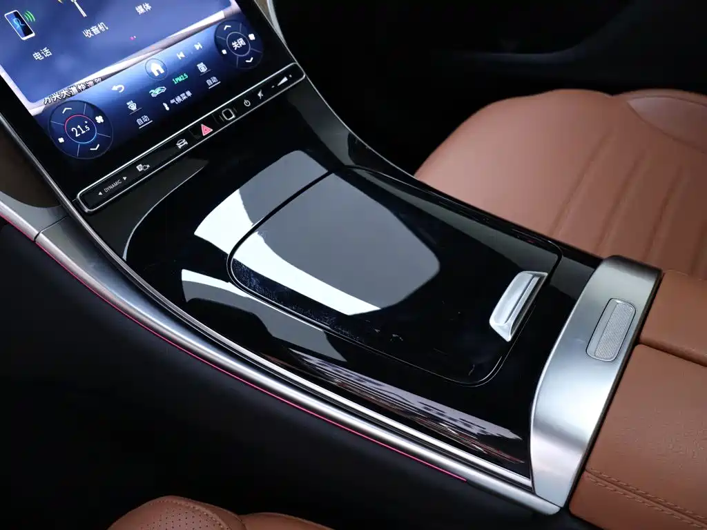 Mercedes-Benz GLC 2024 — фото 12