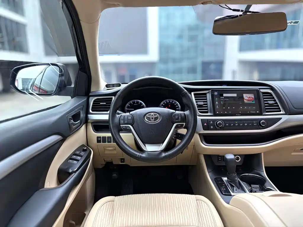 Toyota Highlander 2019