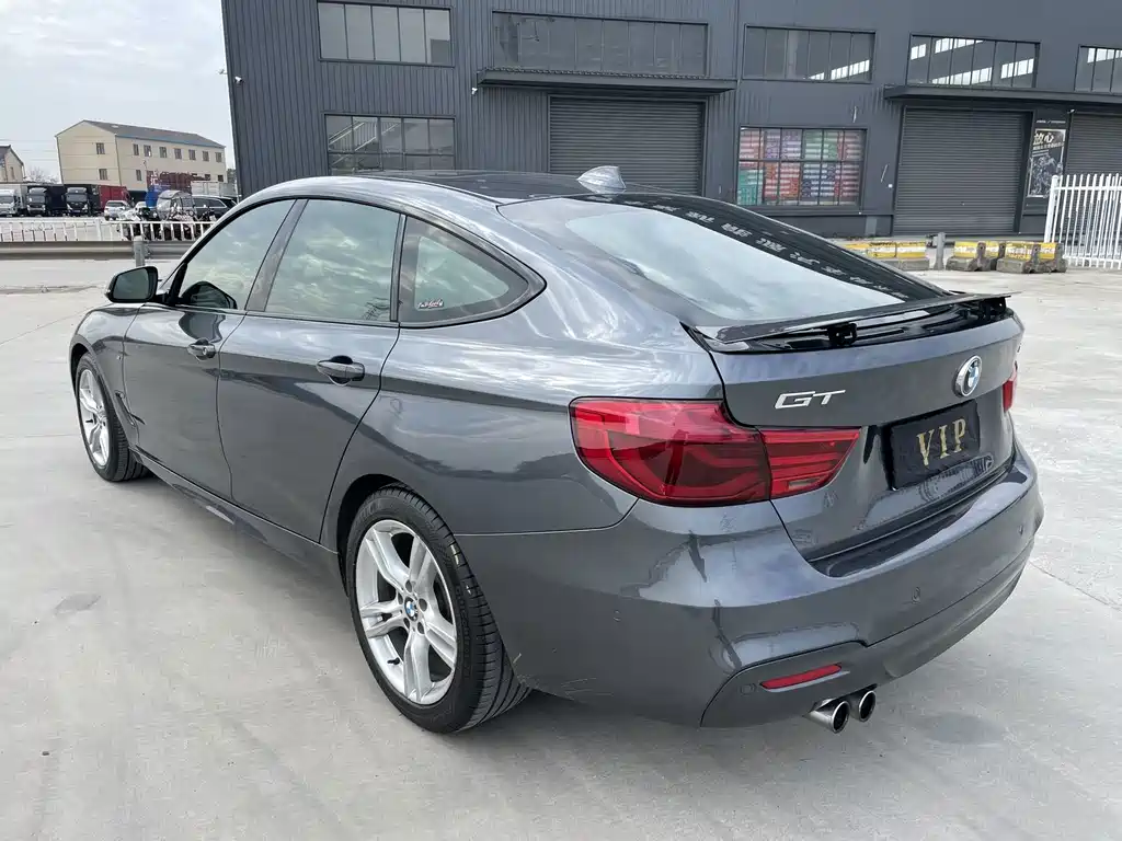 BMW 3 Series GT 2018 — фото 26
