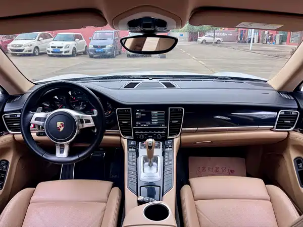 Porsche Panamera 2015