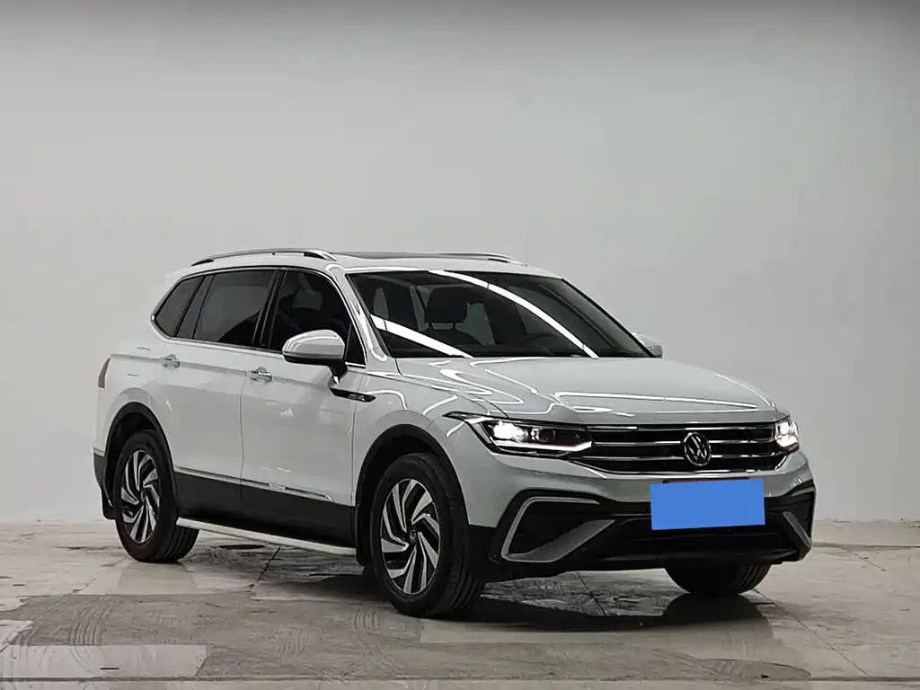 Volkswagen Tiguan L 2022 — фото 3