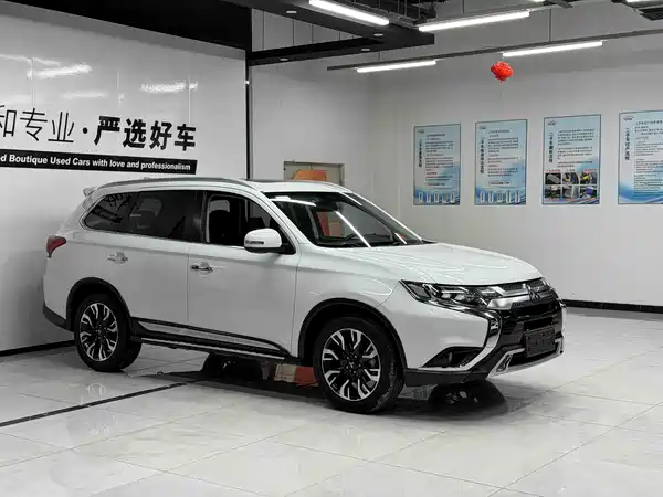Mitsubishi Outlander 2019