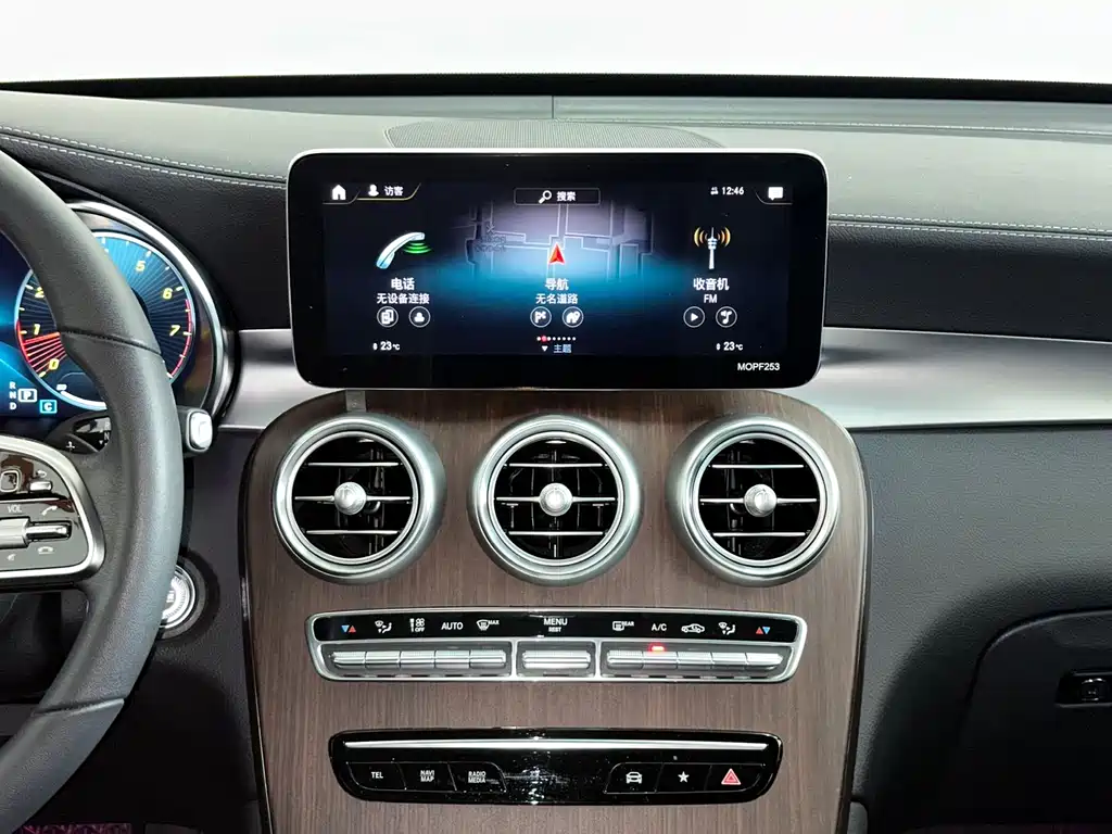 Mercedes-Benz GLC 2021 — фото 14