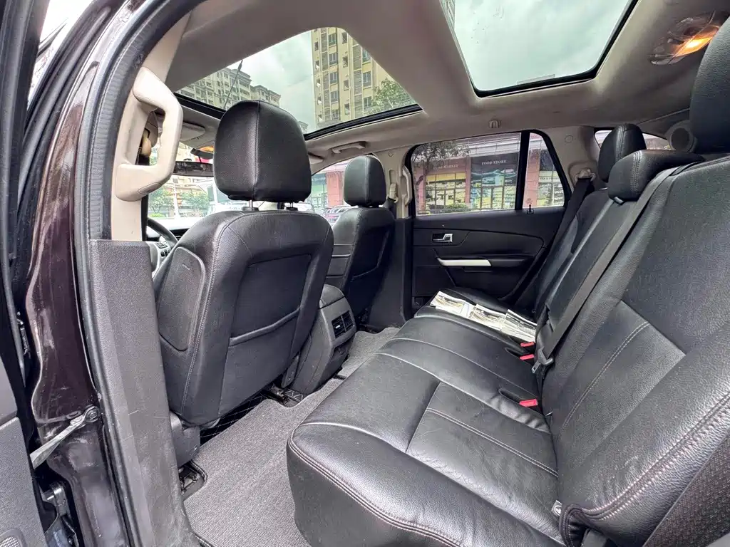Ford Edge 2015 — фото 15